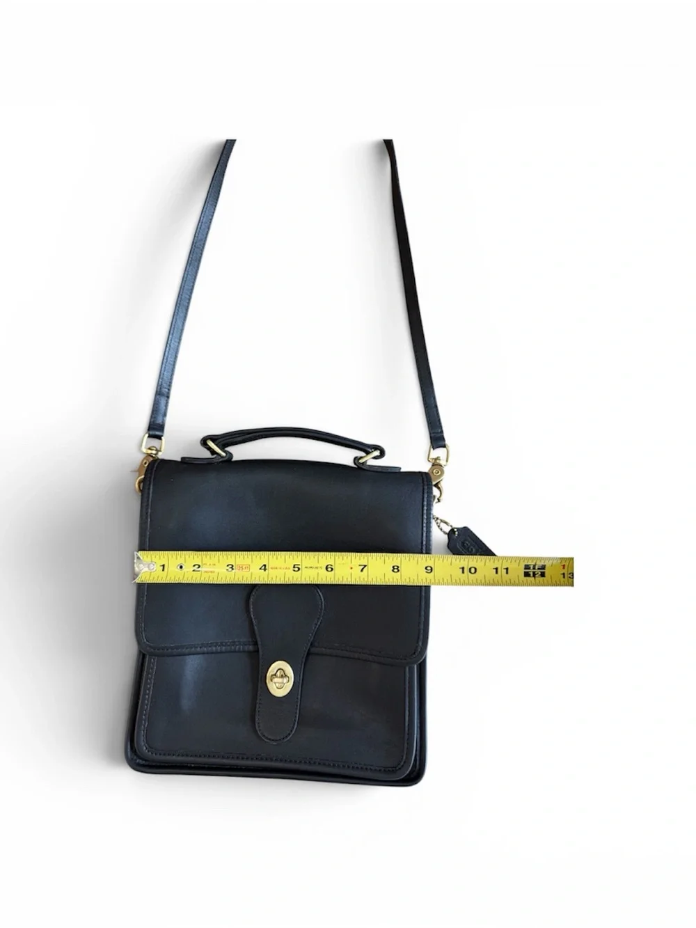 VINTAGE COACH BLACK LEATHER STATION BAG - PRISTINE MINT - AUTHENTIC